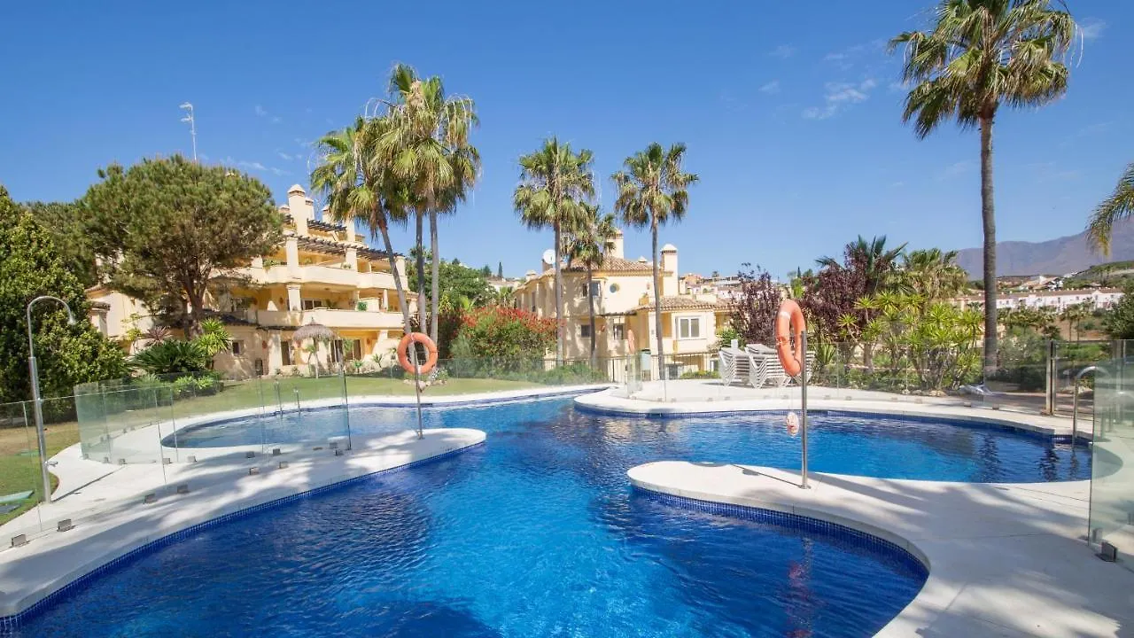 Majestic Hills 1 5 Apartment Casares 0*,