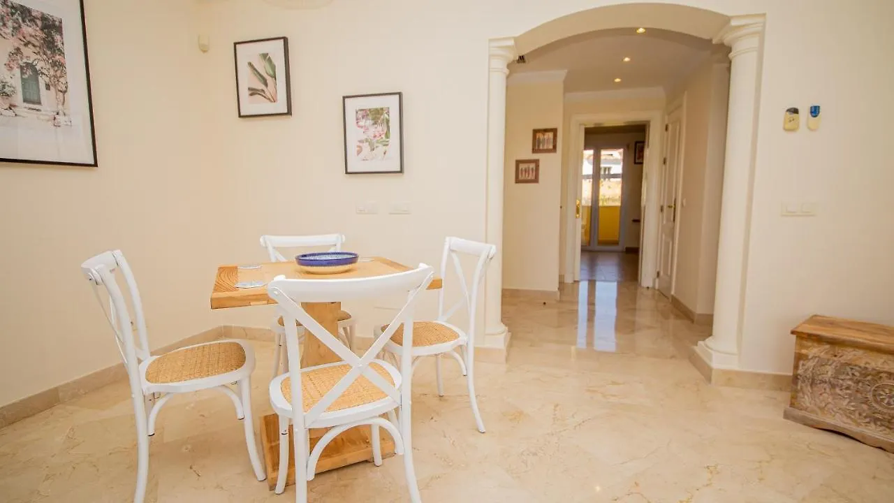 Majestic Hills 1 5 Apartment Casares