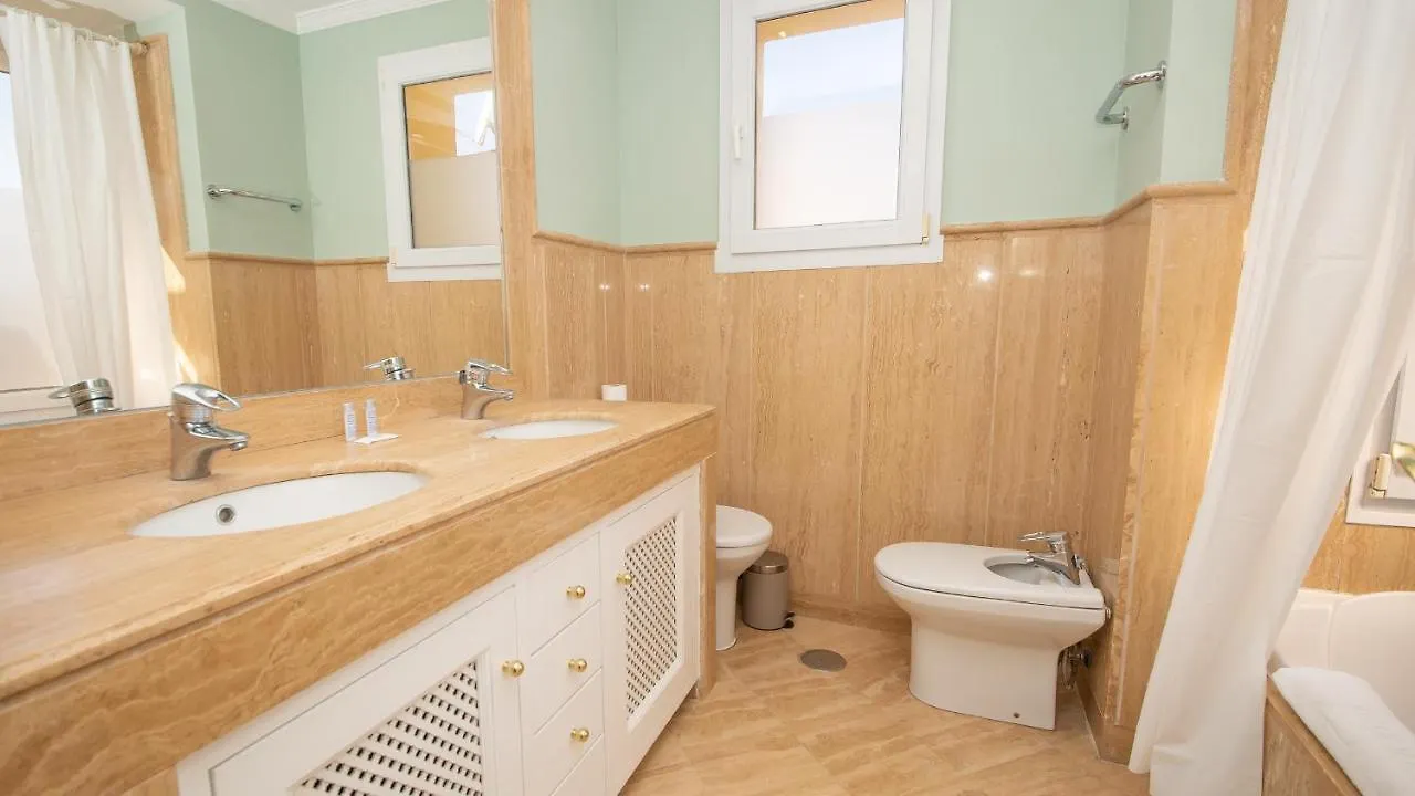 Majestic Hills 1 5 Apartment Casares
